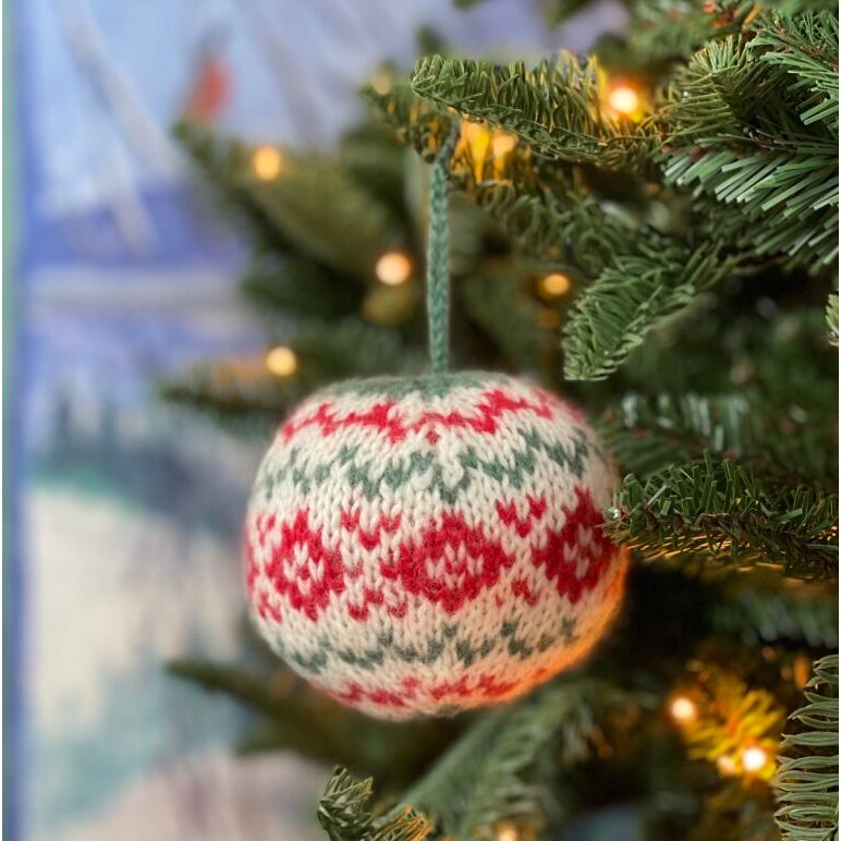 Arne & Carlos - 24 Christmas Balls - Digital Pattern