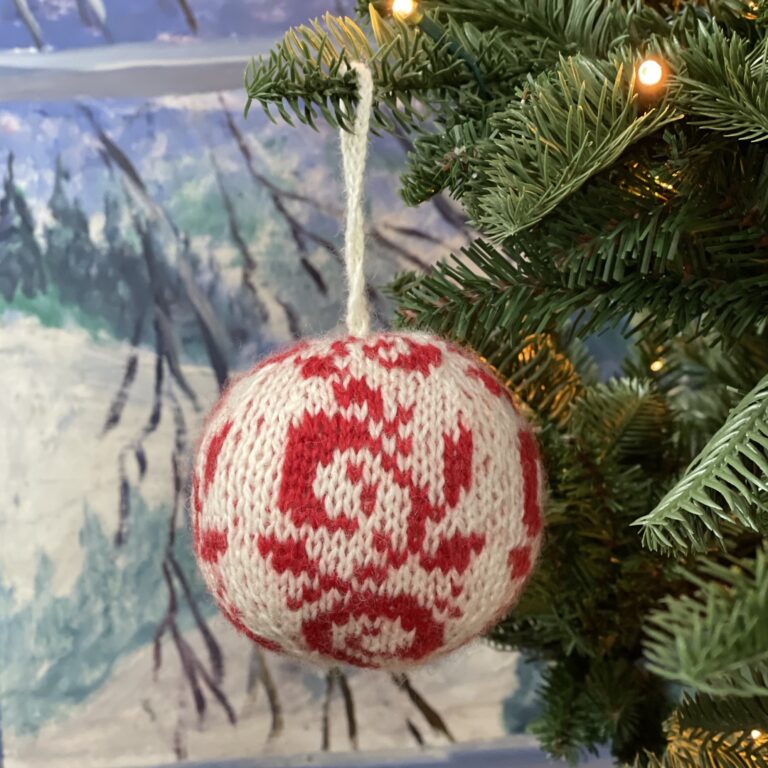 Arne & Carlos - 24 Christmas Balls - Digital Pattern