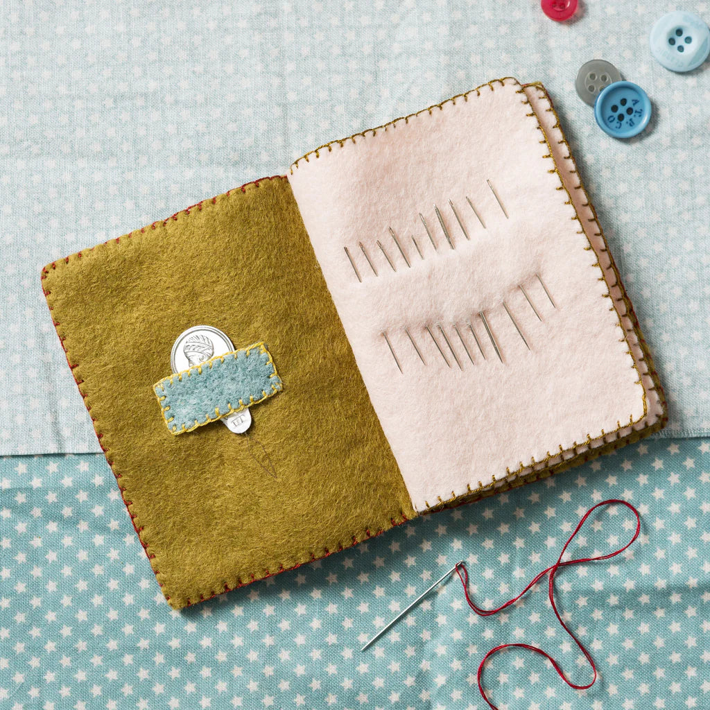 Corinne Lapierre - Felt Needle Case Craft Mini Kit