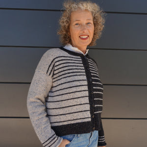 Vera Loves Knitting - Segue Cardigan - Digital Pattern