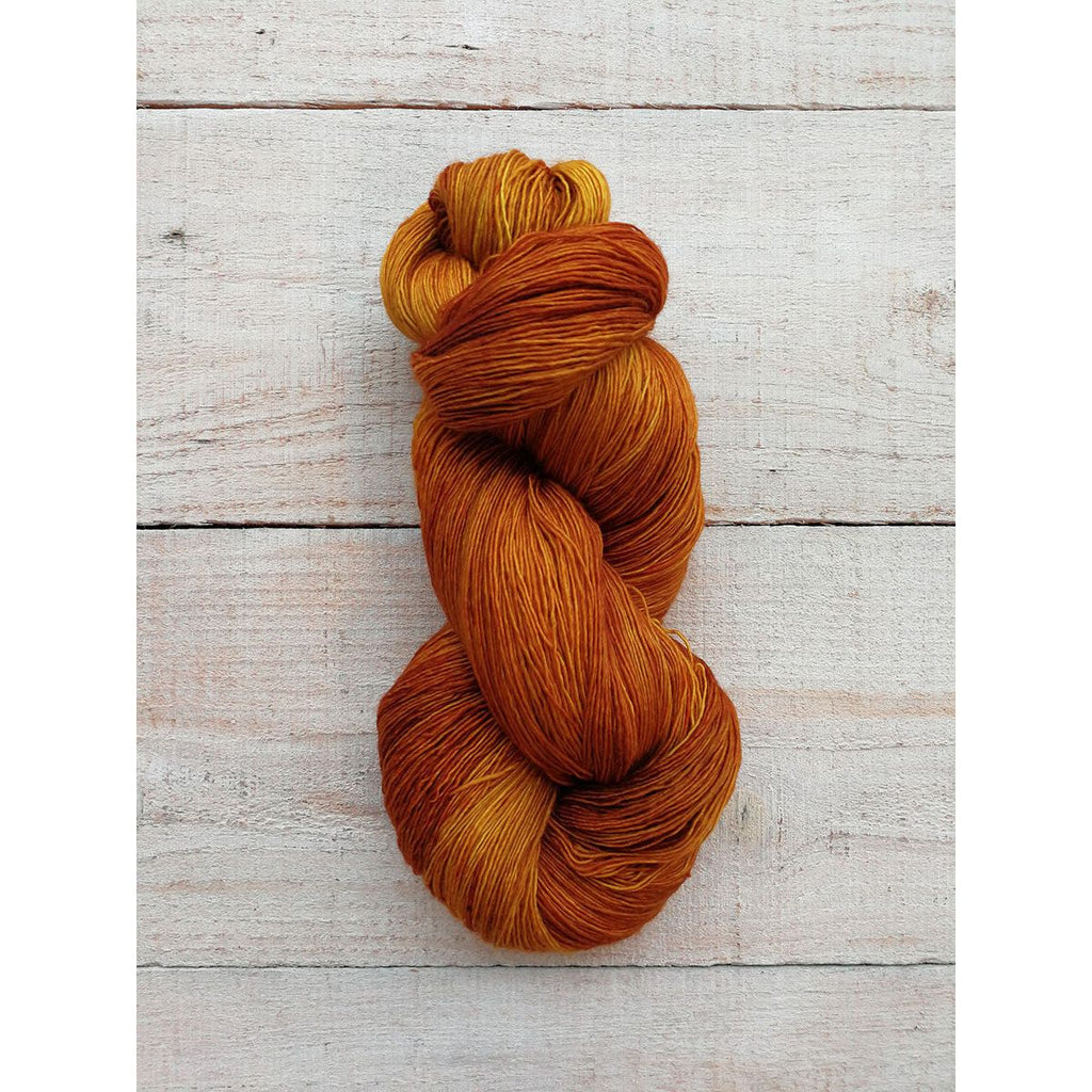 Manos Marina Lace