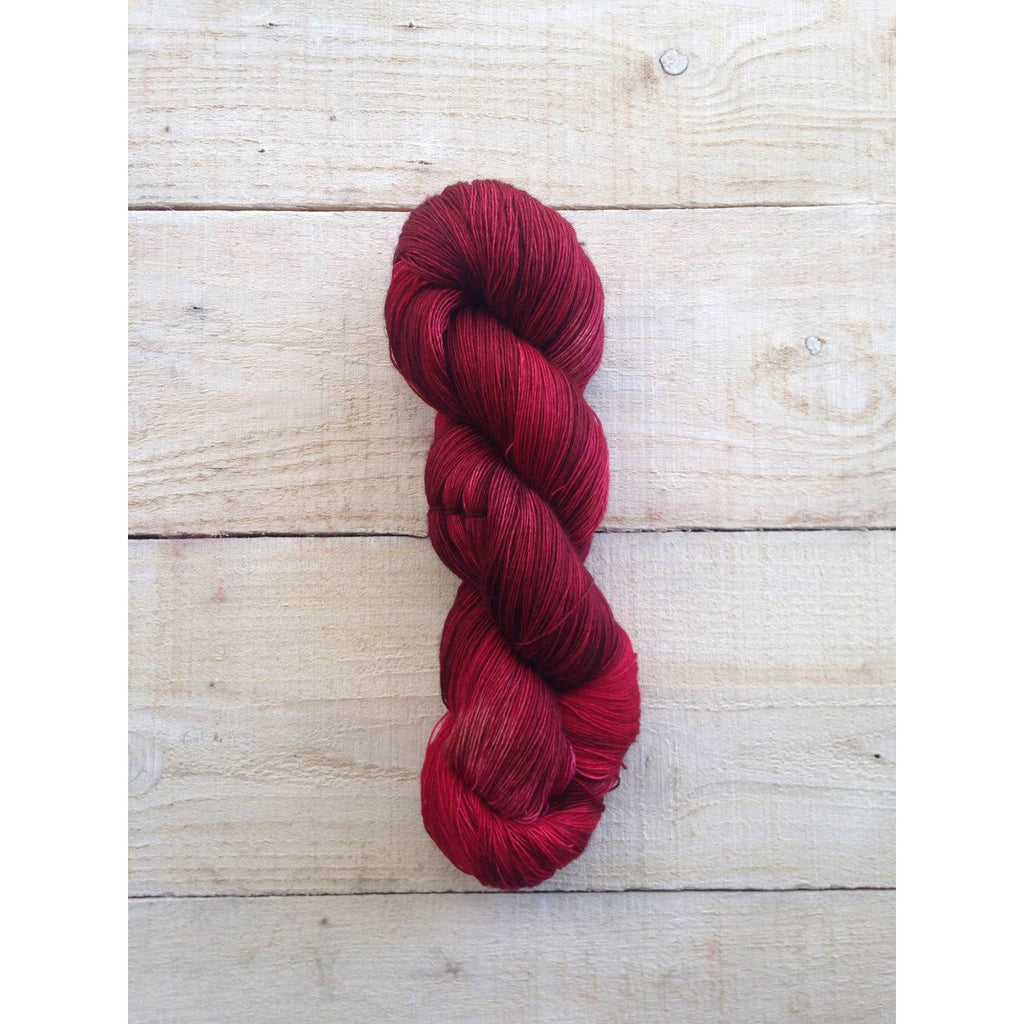 Manos Marina Lace