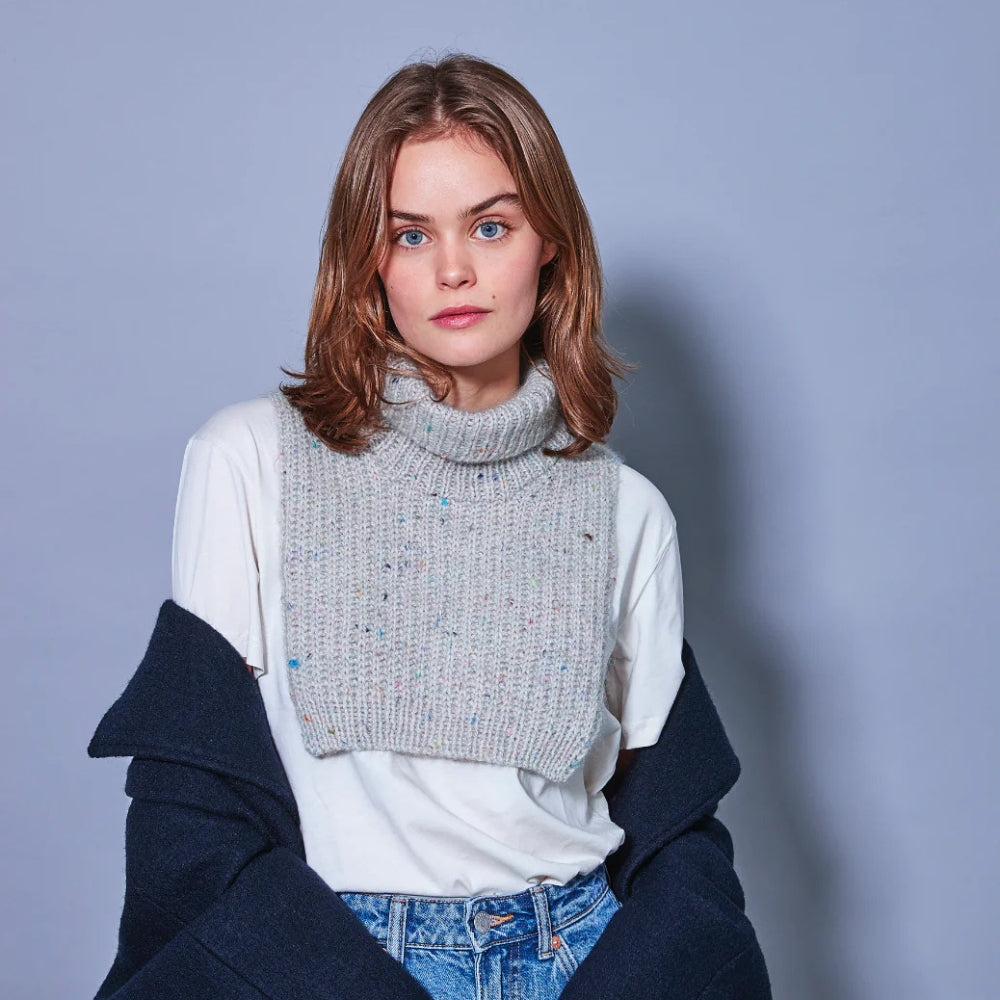 Spektakelstrik - Wonderland Neck Warmer Digital Pattern