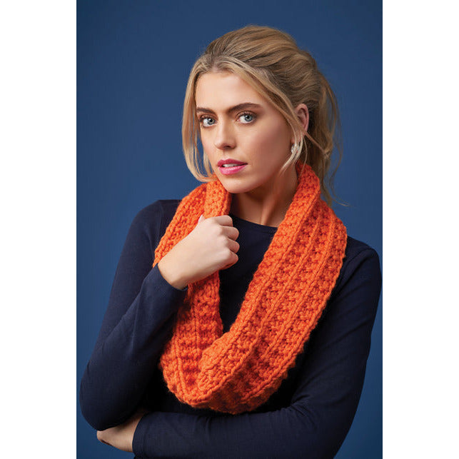 Big Wool Brights 4 Projects by Quail Studio - Morris & Sons Australia