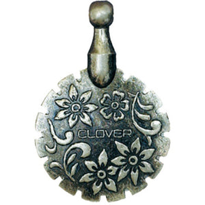 Clover Thread Cutter Pendant Antique Silver 454