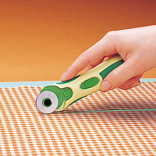 Clover Rotary Cutter 28mm