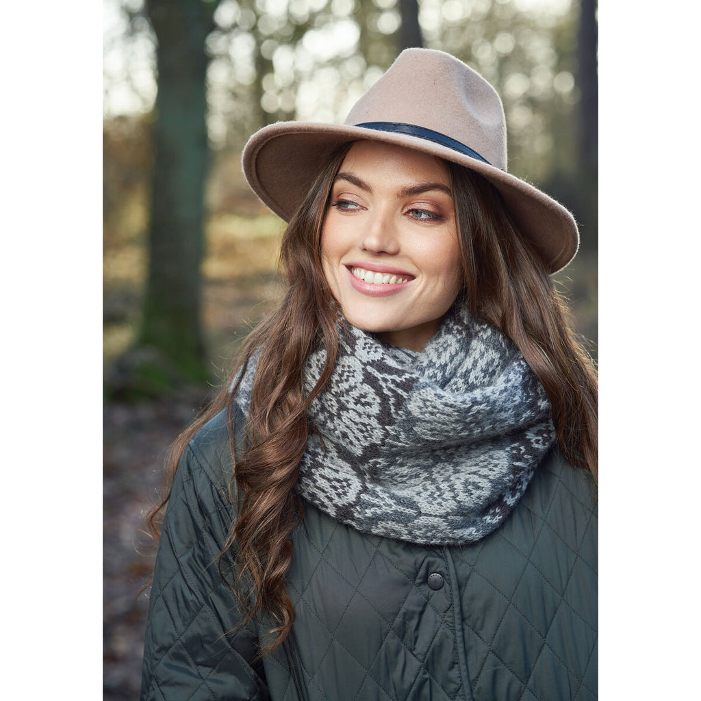 Cosmos Cowl Kit from Carousel by Martin Storey