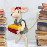 Corinne Lapierre - Little Mouse The Librarian Felt Craft Mini Kit