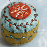 Corinne Lapierre - Scissors Pouch and Mini Pin Cushion Felt Craft Mini Kit
