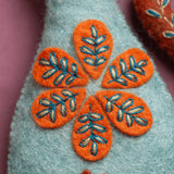 Corinne Lapierre - Folk Embroidered Cat Felt Craft Mini Kit